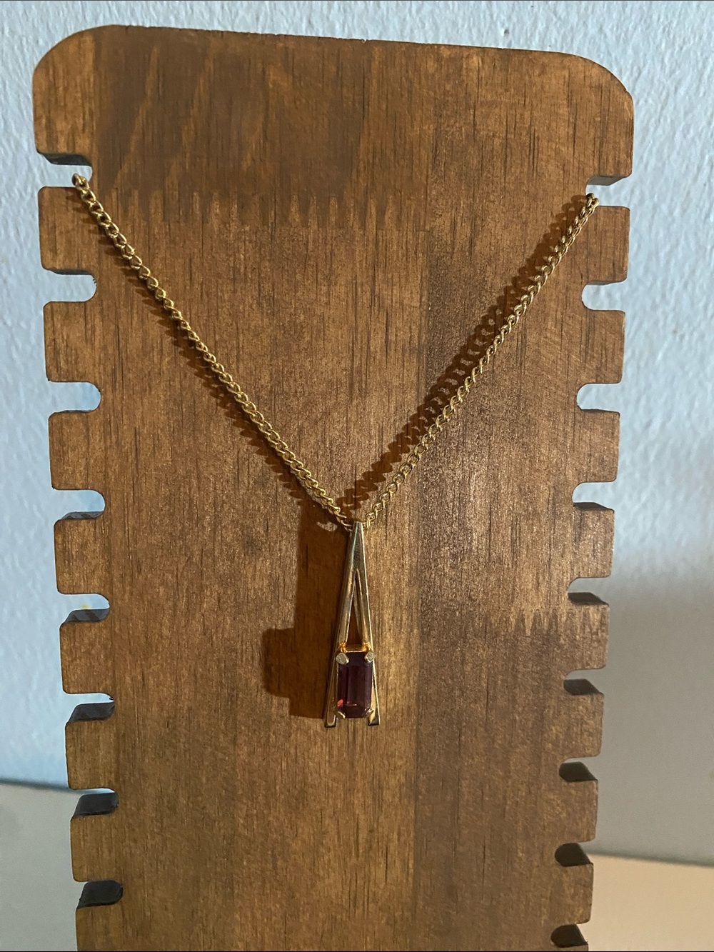 Gold Chain Necklace with Garnet-Violet Pendant “A”